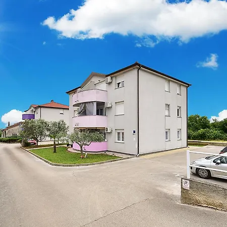 Siesta - Near Pula, Brijuni Vodnjan