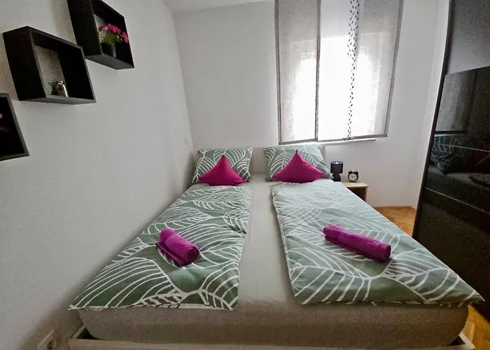 Apartment Siesta - Near Pula, Brijuni *